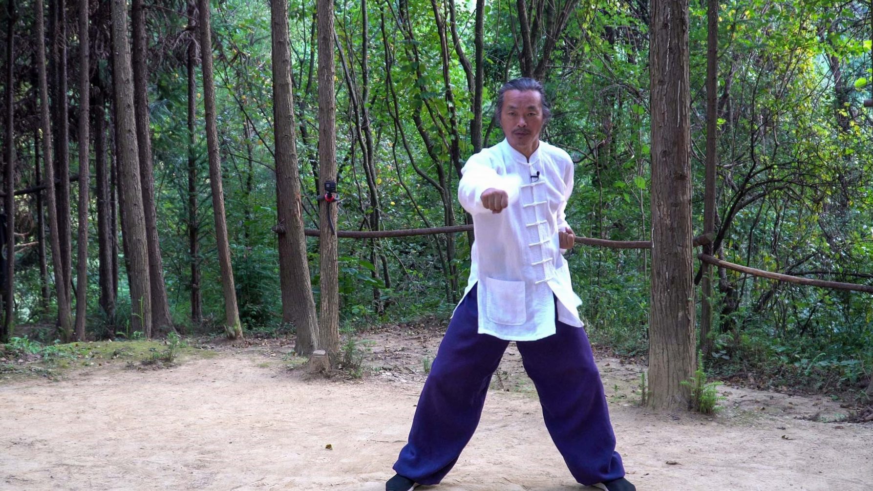 Qigong Tricks Straight From China... or Not everything that comes from the "source" is authentic!